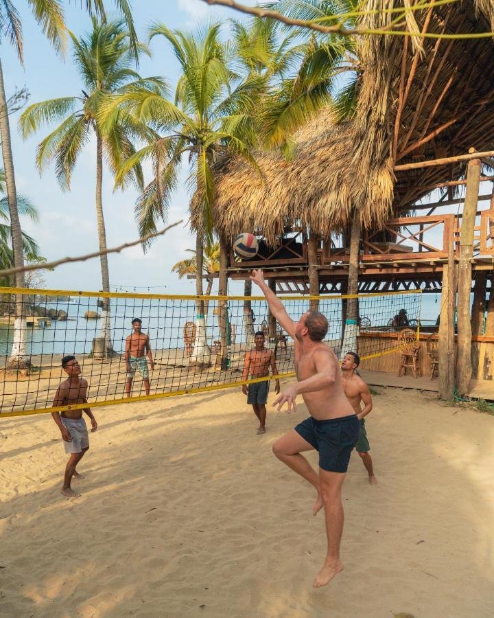 Hotel La Playita Isla Fuerte Puerto Limon